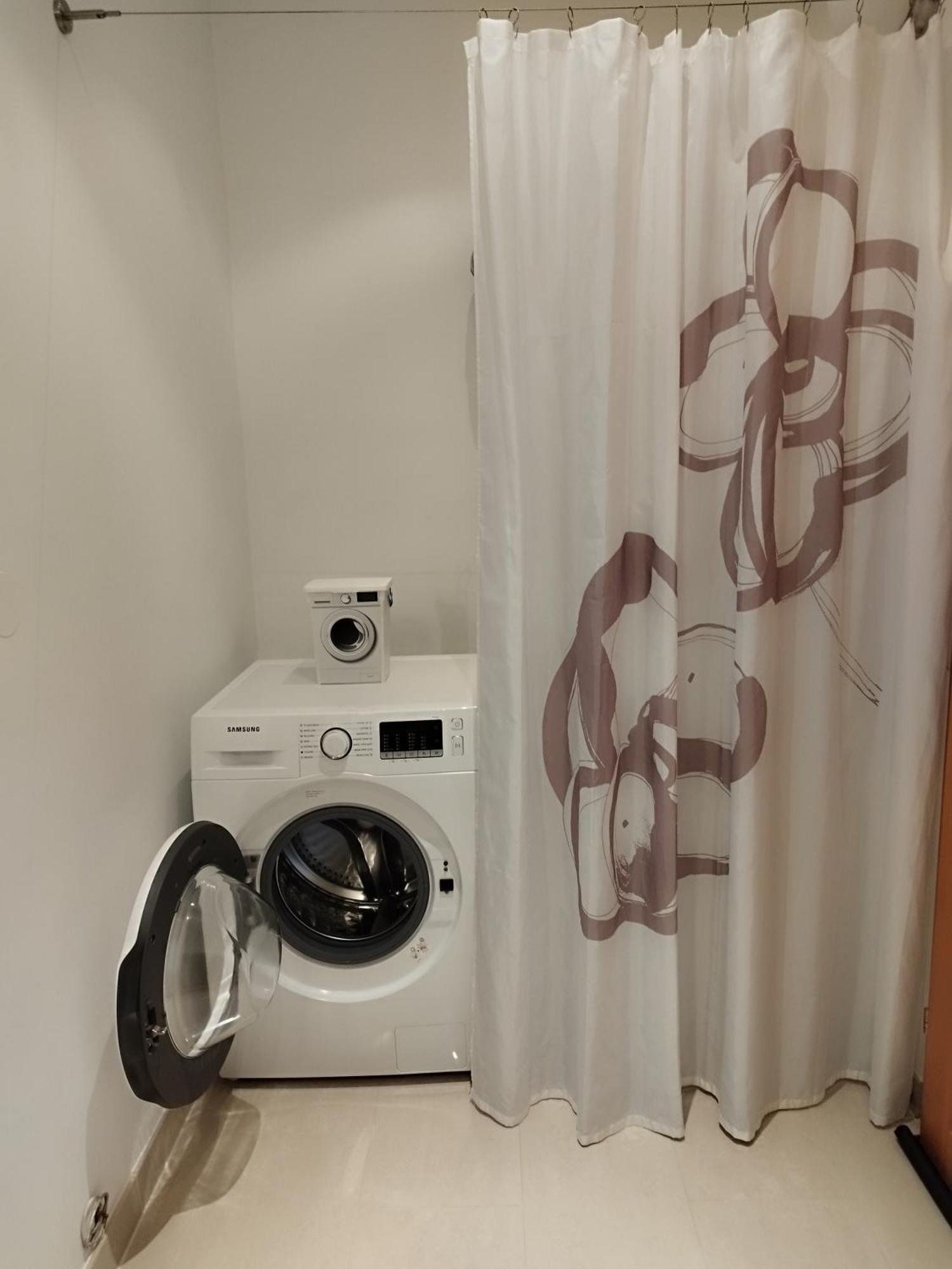 Ferienwohnung am Sandstrand Omiš Exterior foto